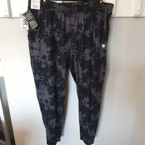 NWT Solaris Active Lightweight Studio Joggers XXL Firm Price